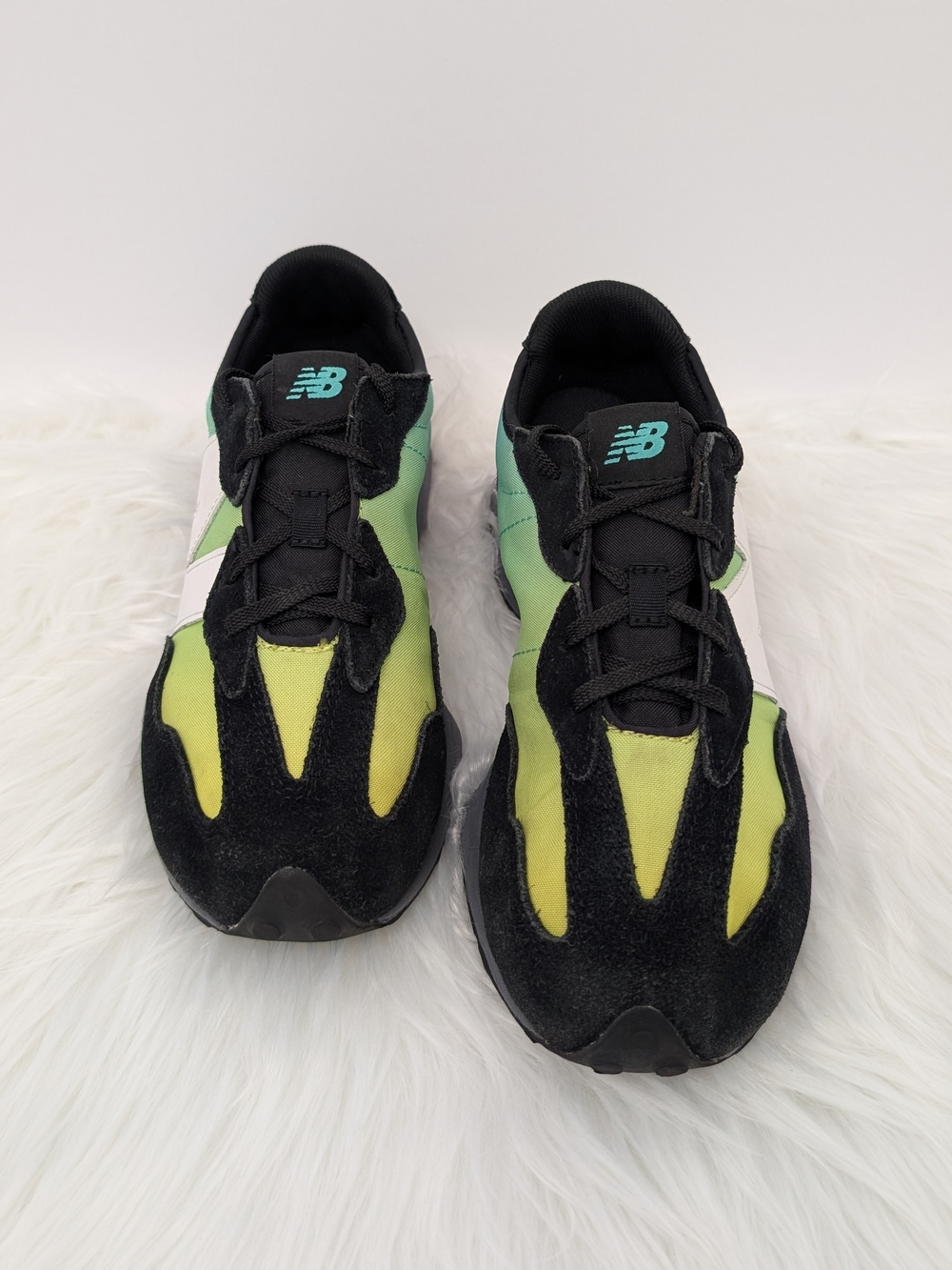 New Balance 327 'Summer Jade Black' Retro Running Shoes